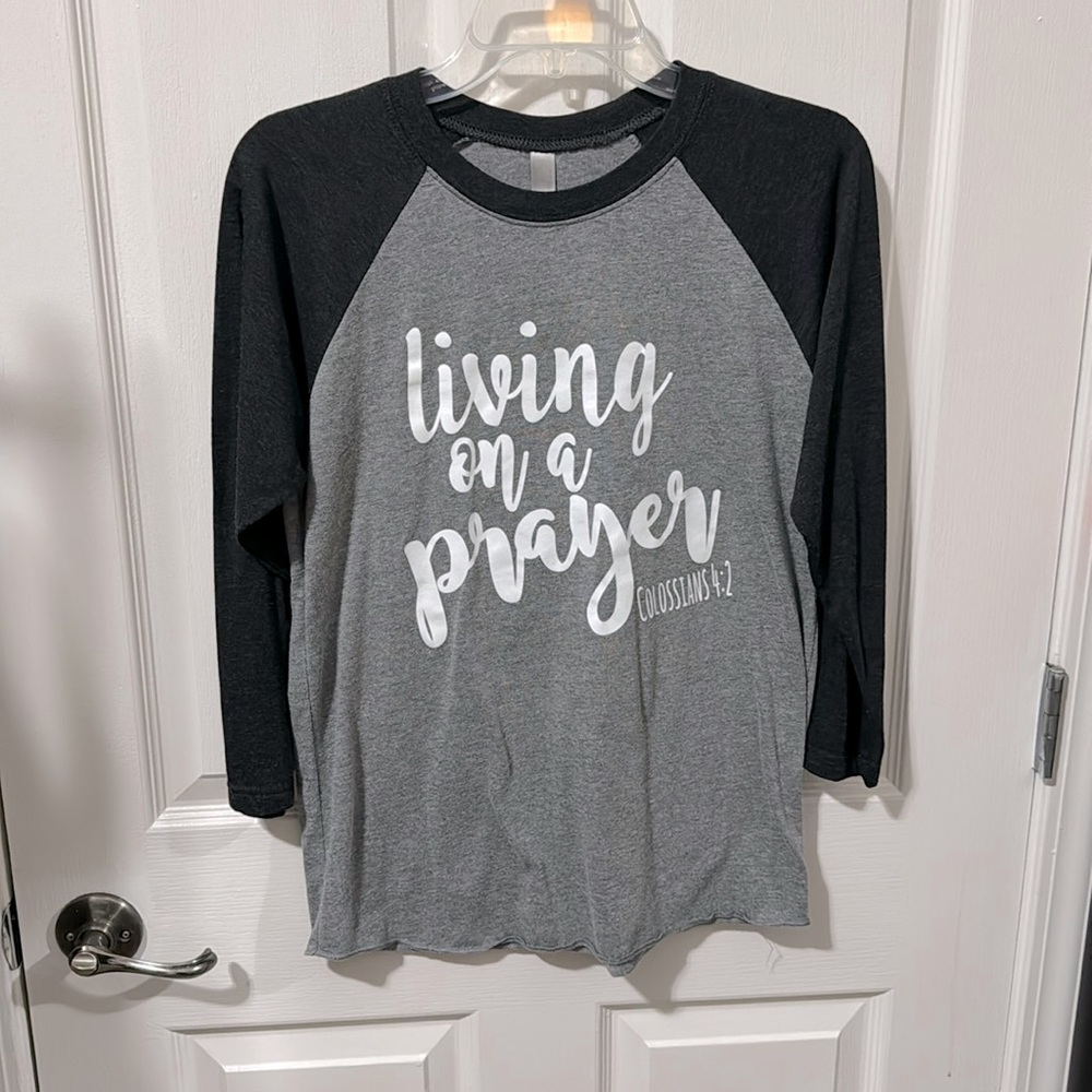 Women’s shirt